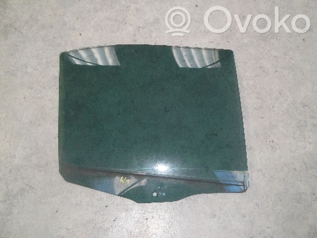 BMW 5 E39 Vidrio lateral trasero 