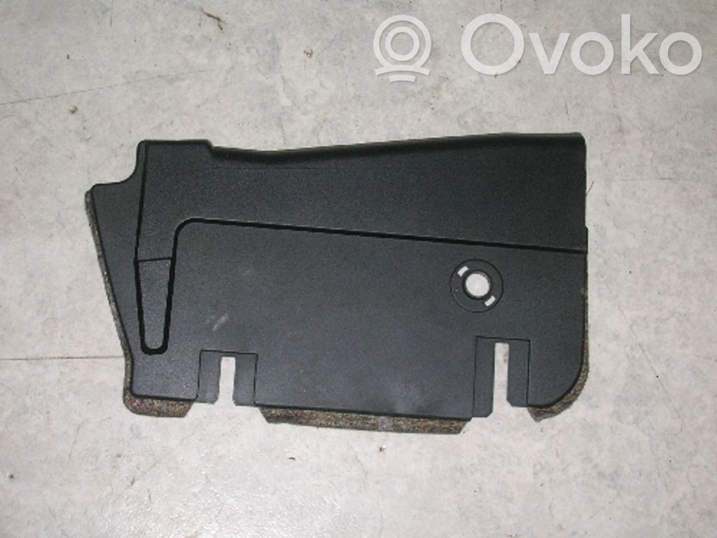 BMW 5 E39 Kita priekinių durų apdailos detalė 