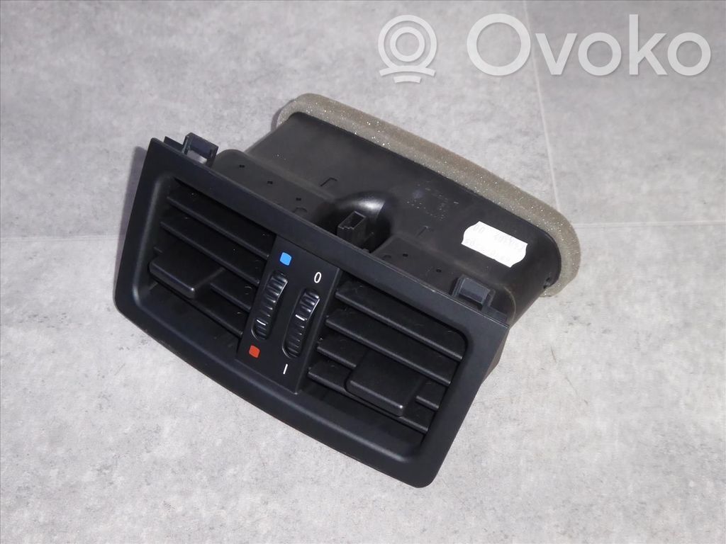 Rejilla de ventilación trasera   64226957974,64226957974