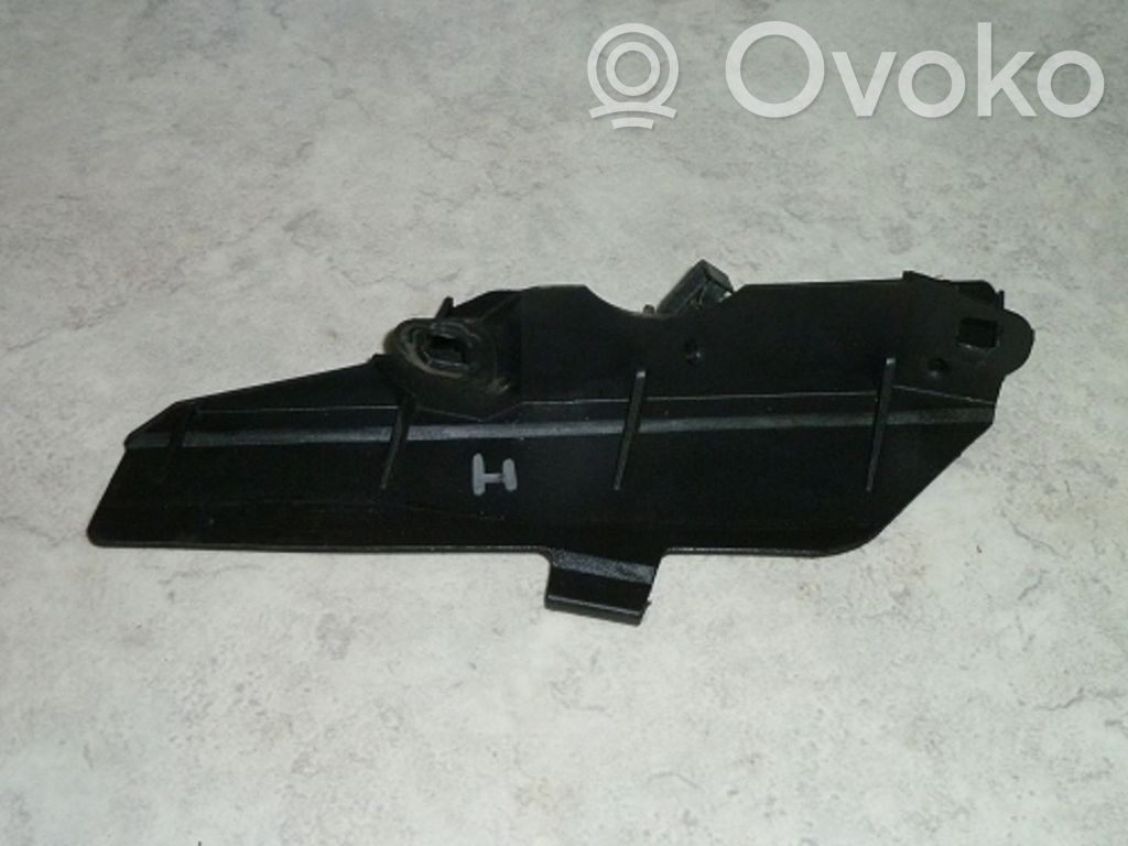 BMW 7 E38 Ajovalon kannake 