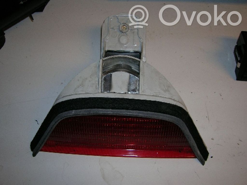 BMW 5 E39 Third/center stoplight 