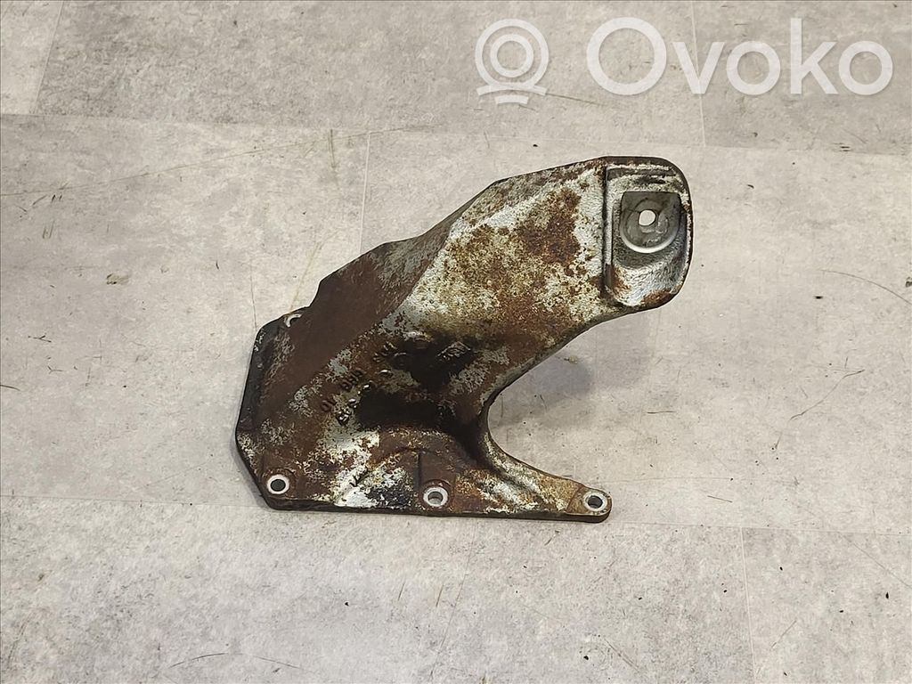 BMW X5 E53 Dzinēja nostiprināšanas stiprinājums-kronšteins 