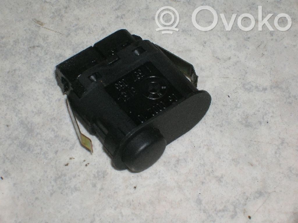 Interruptor de luz antiniebla   61311387055,61311387055