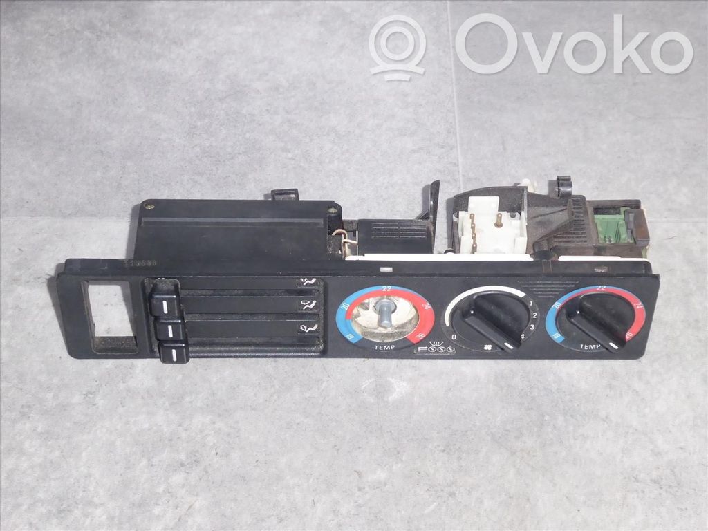 BMW 5 E34 Air conditioning/heating control unit 