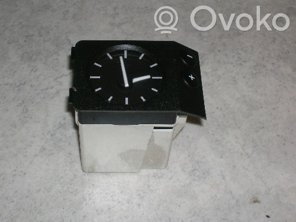Clock   62131387414,62131387414