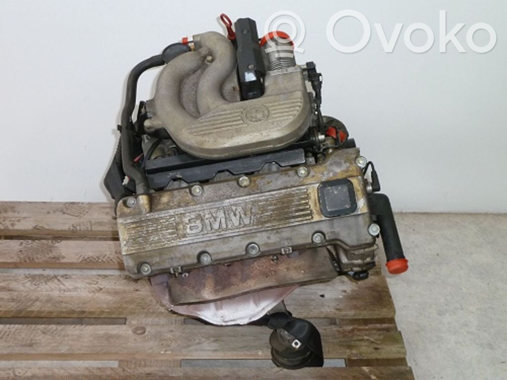 BMW 5 E34 Dzinēja komplekts 