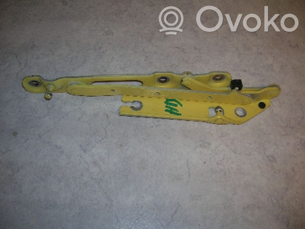 BMW 3 E36 Tailgate/trunk/boot hinge 