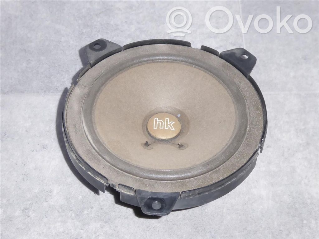 BMW 3 E46 Subwoofer 