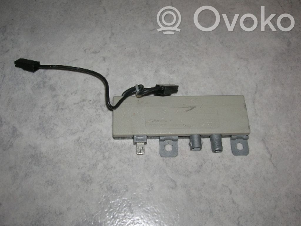 BMW 3 E36 Antenos stiprintuvas 