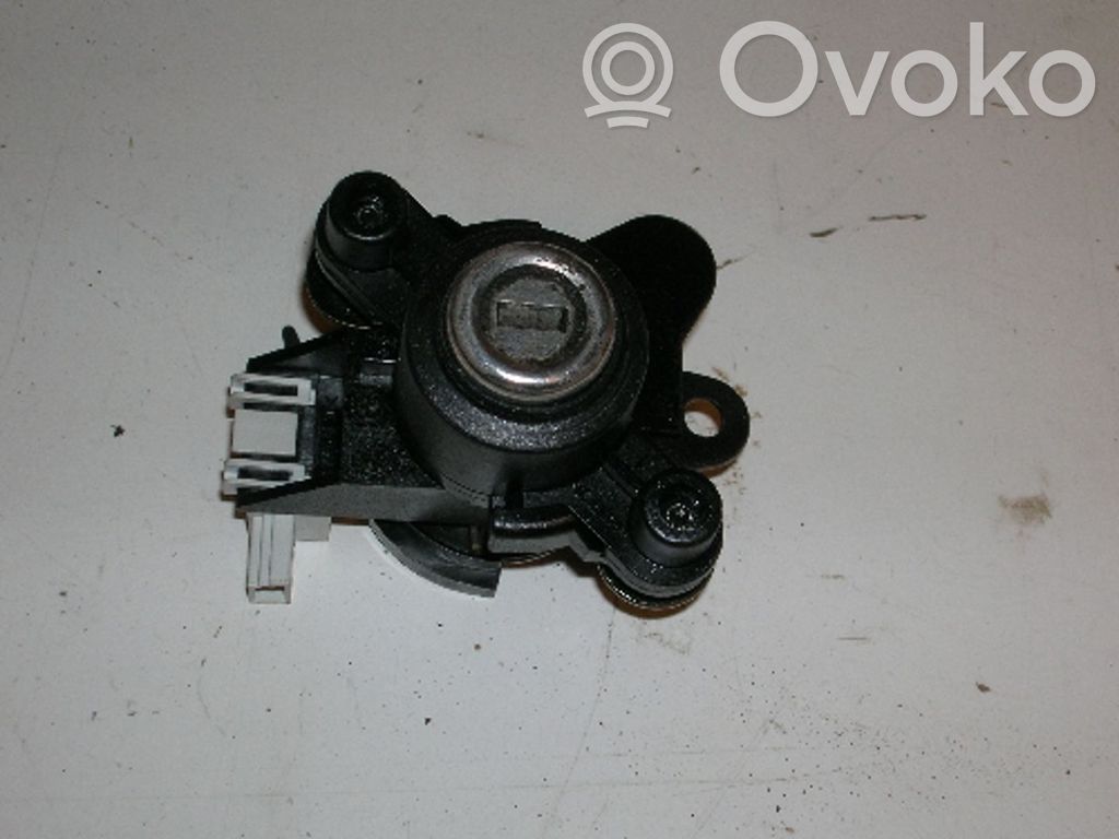 Tailgate/trunk/boot lock/catch/latch   51248244053,51248244053