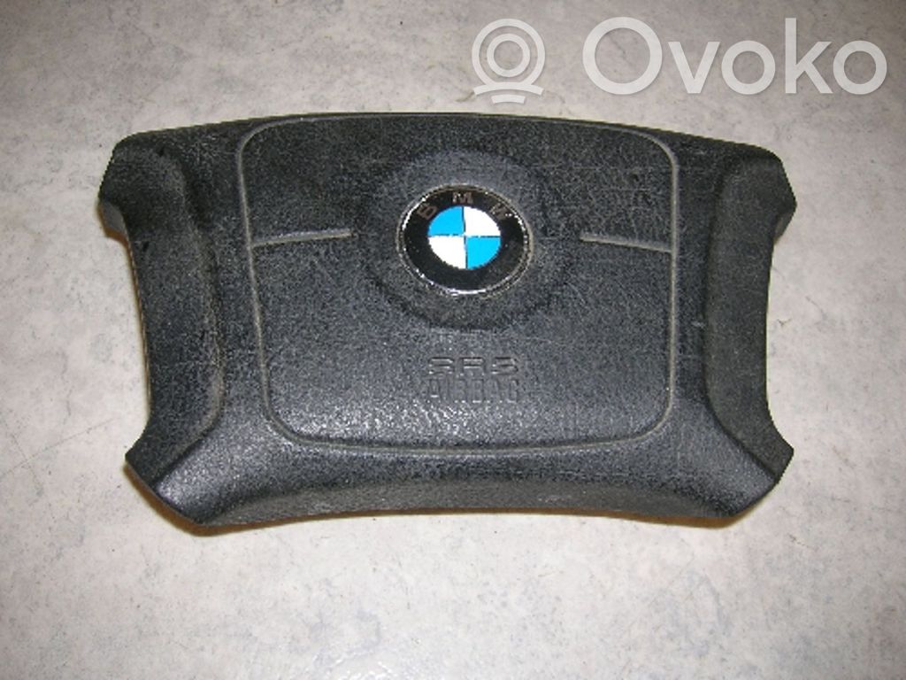 BMW 5 E34 Vairo oro pagalvė 