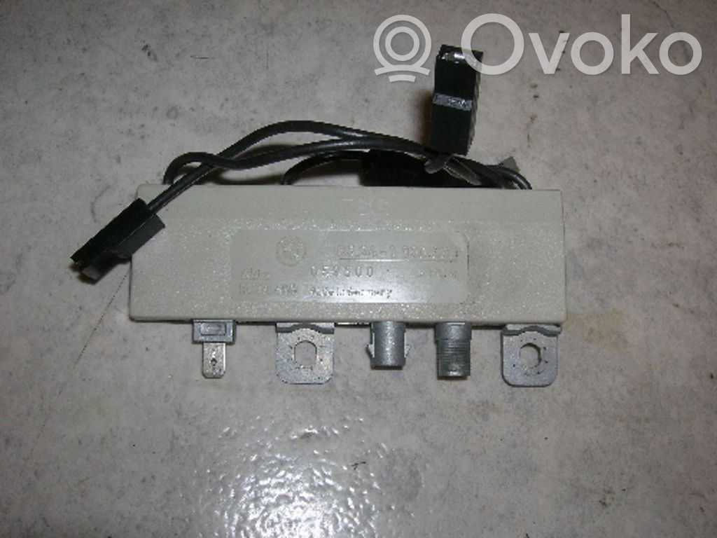 BMW 5 E34 Antenos stiprintuvas 