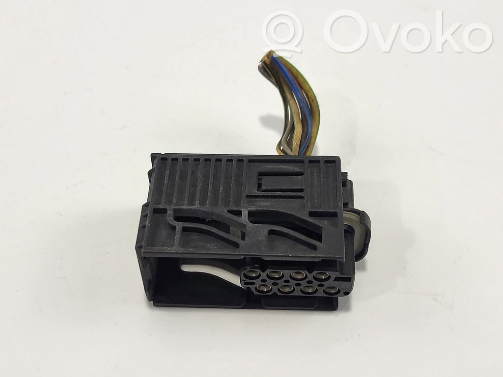 BMW 5 E60 E61 Tow bar electric socket 