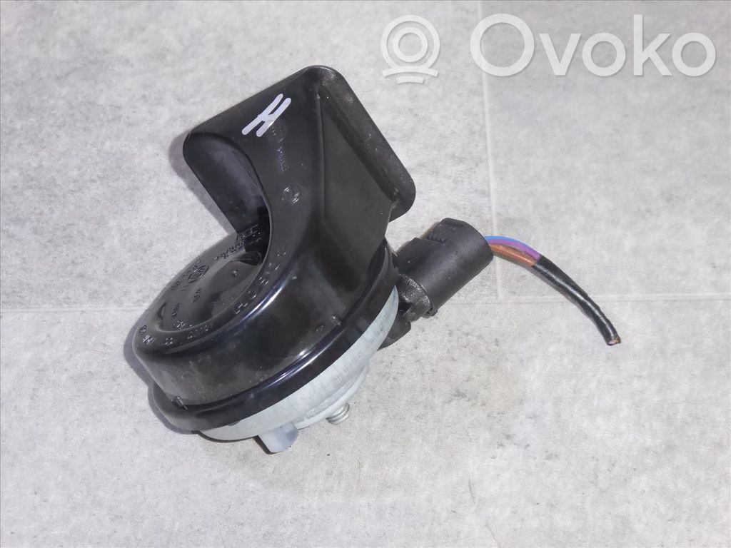 BMW 1 E82 E88 Garso signalo laikiklis 