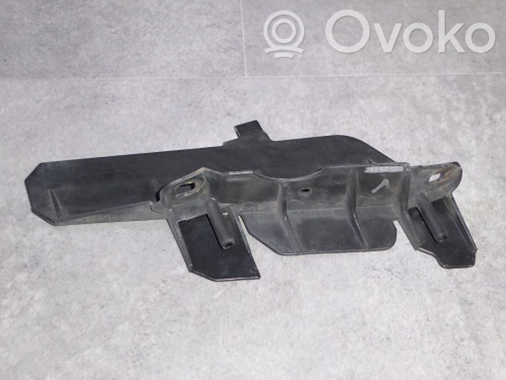 BMW 7 E38 Support phare frontale 