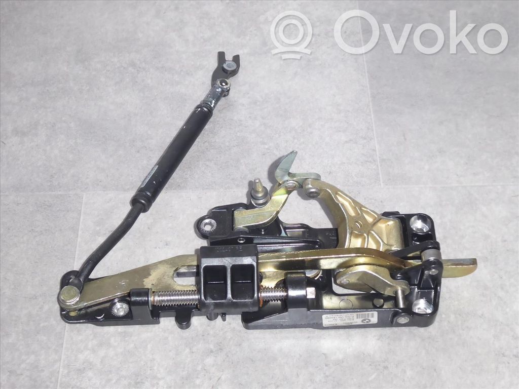 BMW 3 E46 Avattavan katon lukituksen vastakappale 
