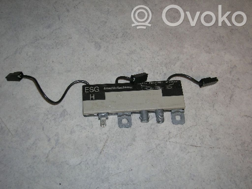 BMW 5 E34 Antenos stiprintuvas 