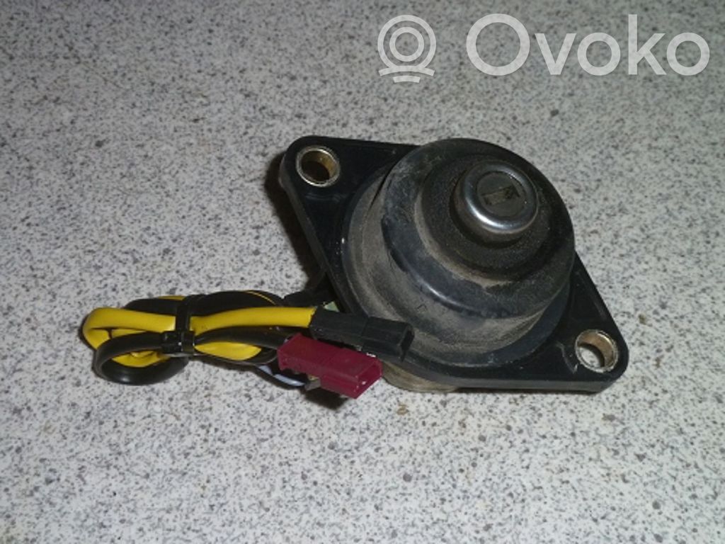 BMW 7 E38 Tailgate/trunk/boot lock/catch/latch 