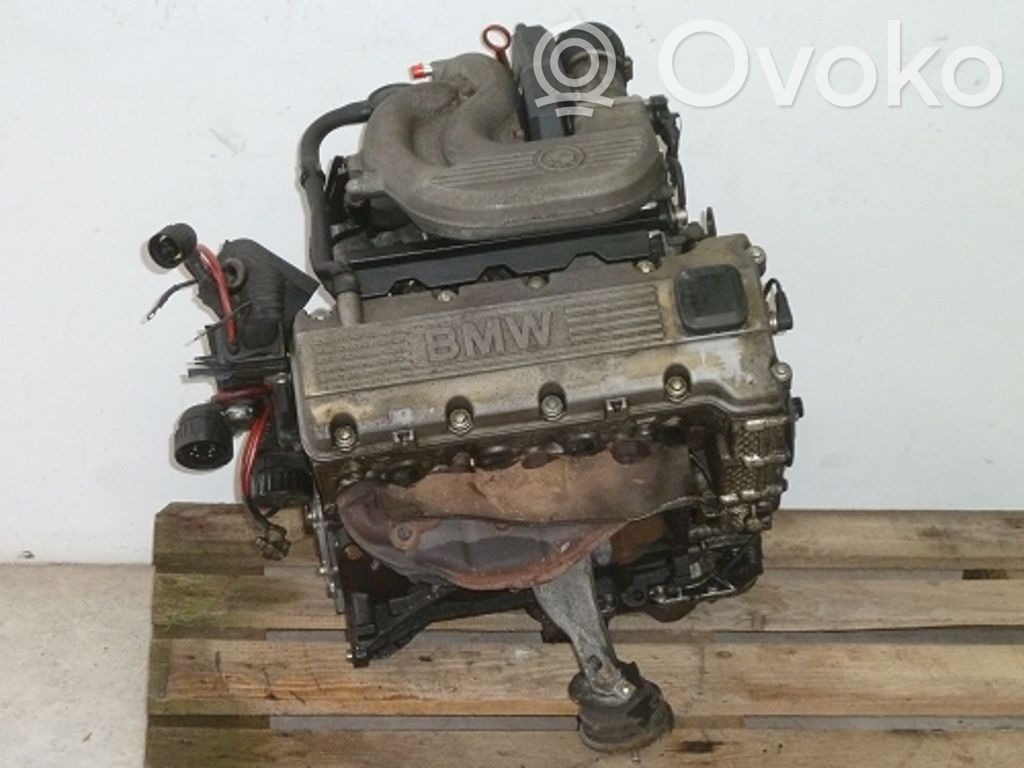 BMW 5 E34 Dzinēja komplekts 