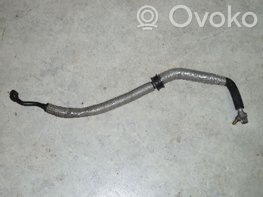 BMW 3 E36 Ilmastointilaitteen putki (A/C) 