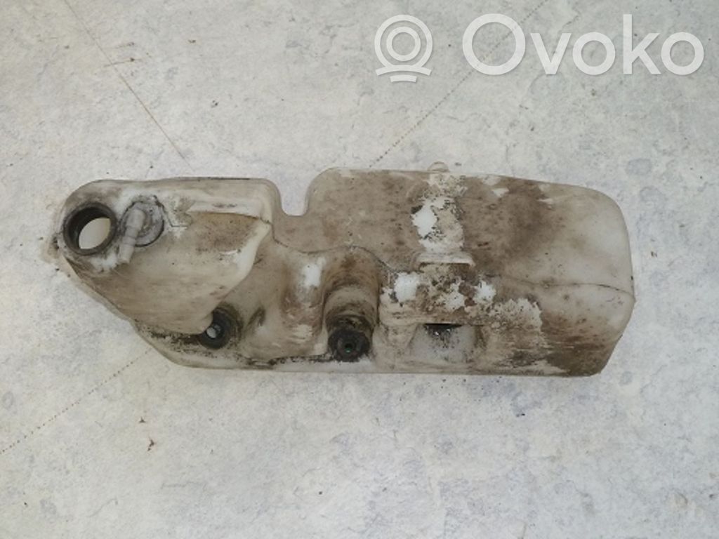 BMW 7 E38 Wischwasserbehälter 