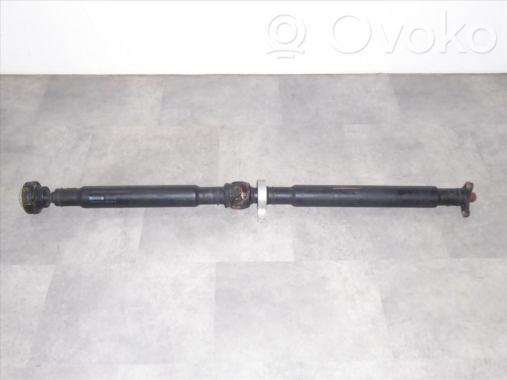 BMW 5 E60 E61 Kardanas komplekte 
