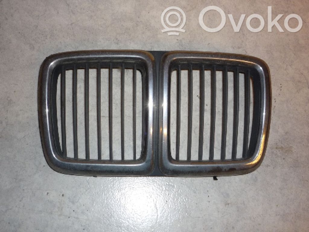 BMW 7 E32 Front grill 