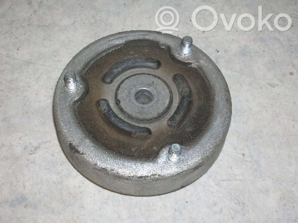 BMW 5 E60 E61 Coil spring/strut mount 