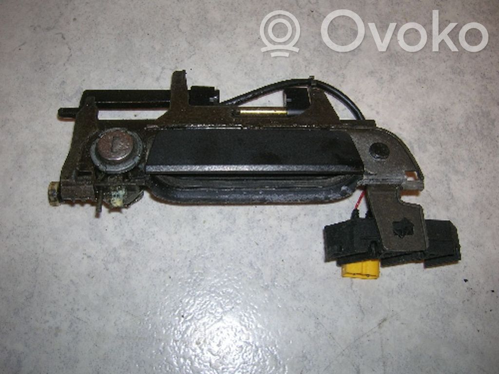 BMW 5 E34 Cerradura de puerta trasera 