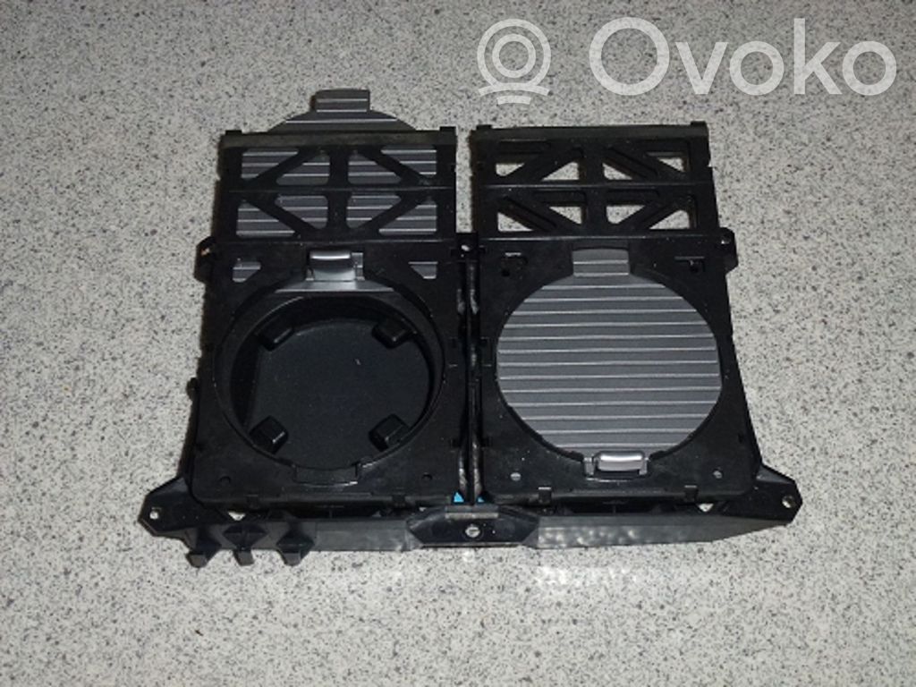 BMW 7 E65 E66 Cup holder front 