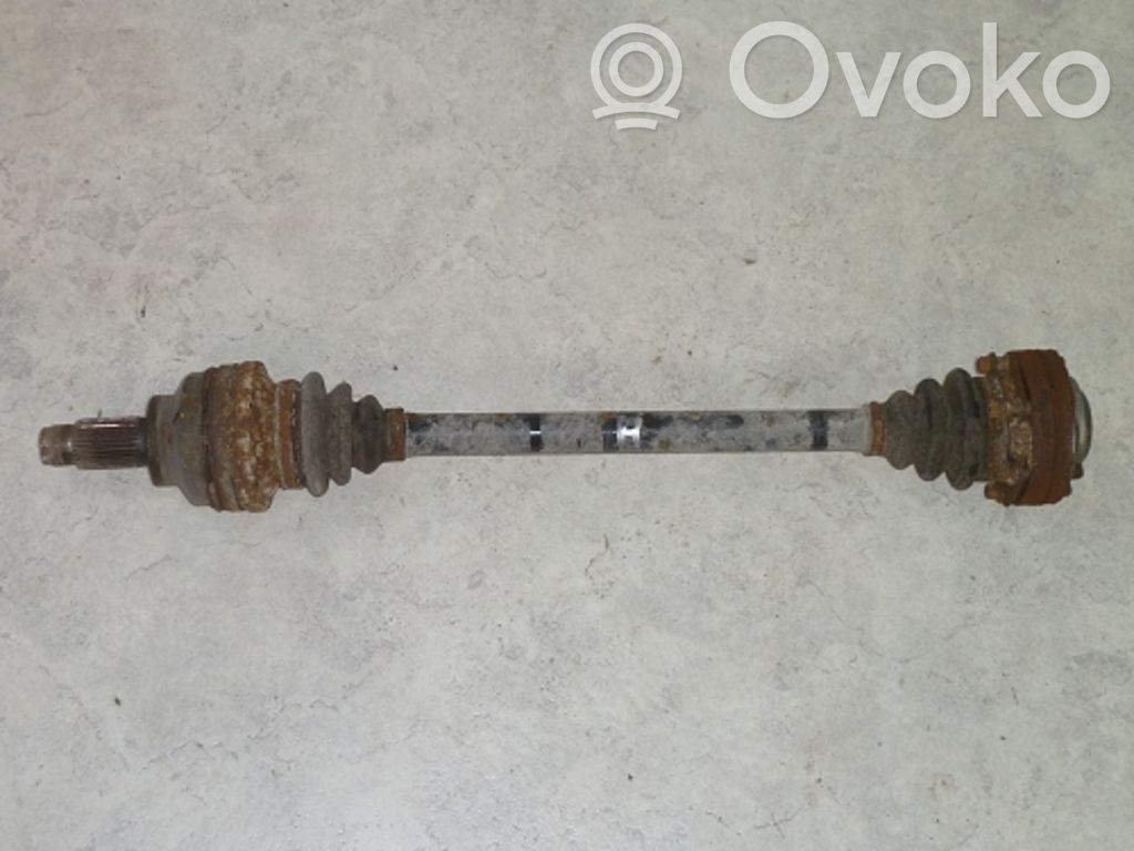 BMW 7 E38 Kardanas komplekte 