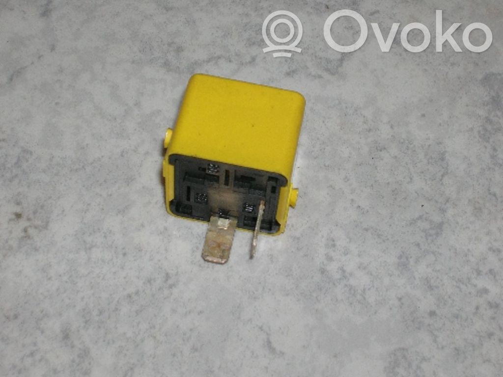 BMW 7 E32 Plug wire 