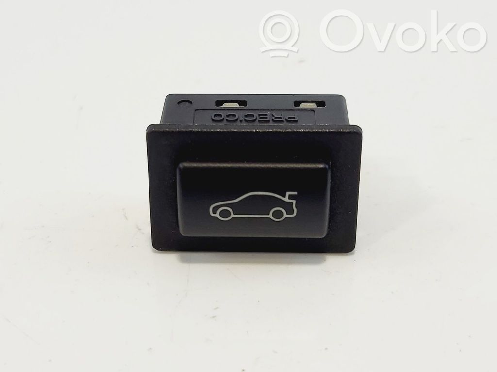 BMW 5 F10 F11 Buton deschidere portbagaj 