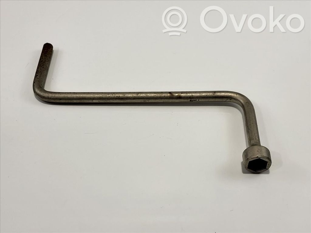 Llave de tuercas de rueda   71121179953,71121179953