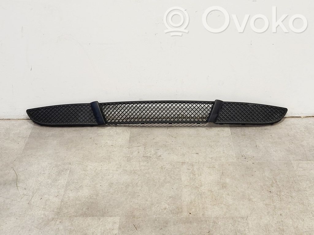 BMW 1 E81 E87 Front bumper lower grill 