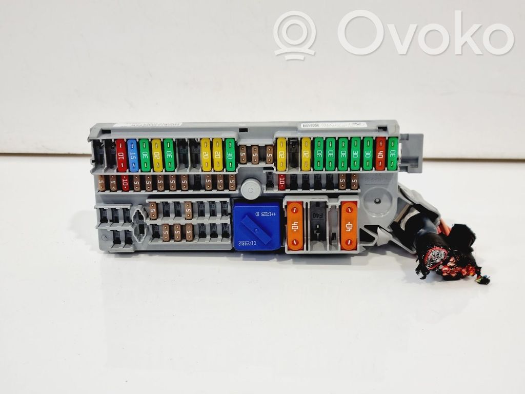 BMW 5 G30 G31 G38 Set scatola dei fusibili 