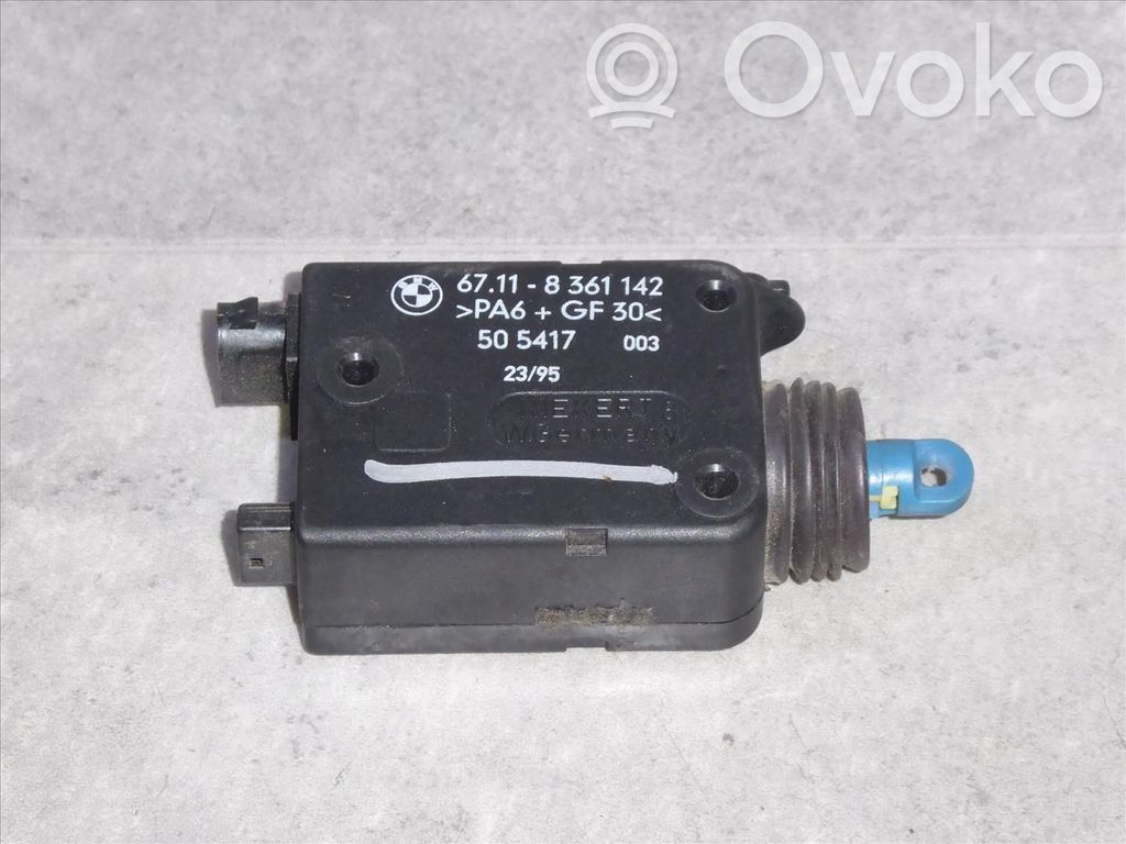BMW 3 E36 Motorino di blocco/chiusura del portellone del bagagliaio
