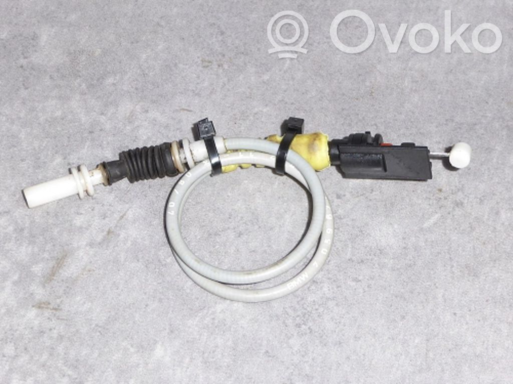 BMW 1 E81 E87 Priekšpusē slēdzene 