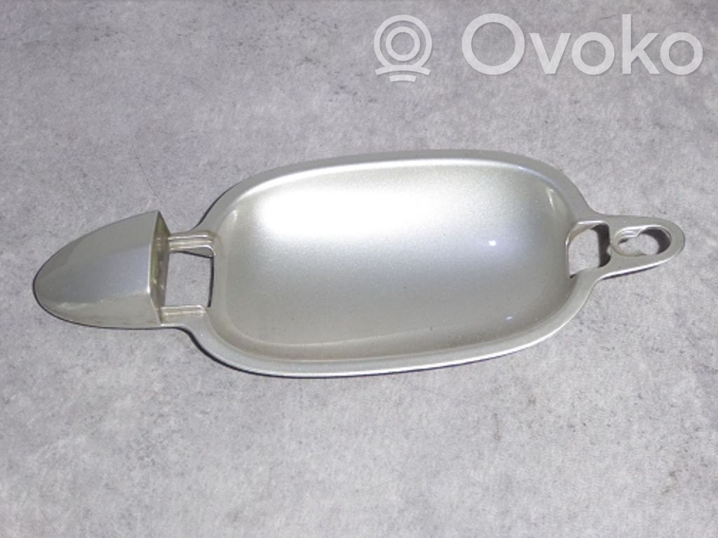 BMW 6 E63 E64 Tapa manecilla puerta trasera 