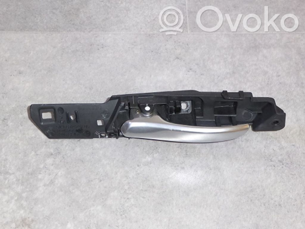 BMW X5 E70 Manecilla interna puerta trasera 