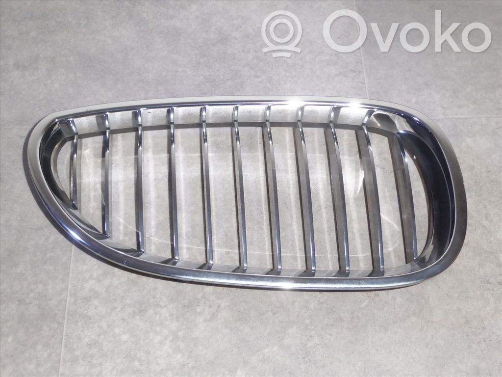 BMW 5 E60 E61 Grille calandre de capot 
