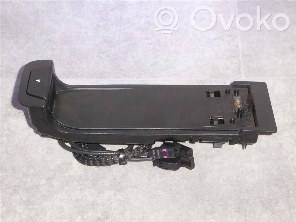 BMW 3 E90 E91 Centrālā konsole 
