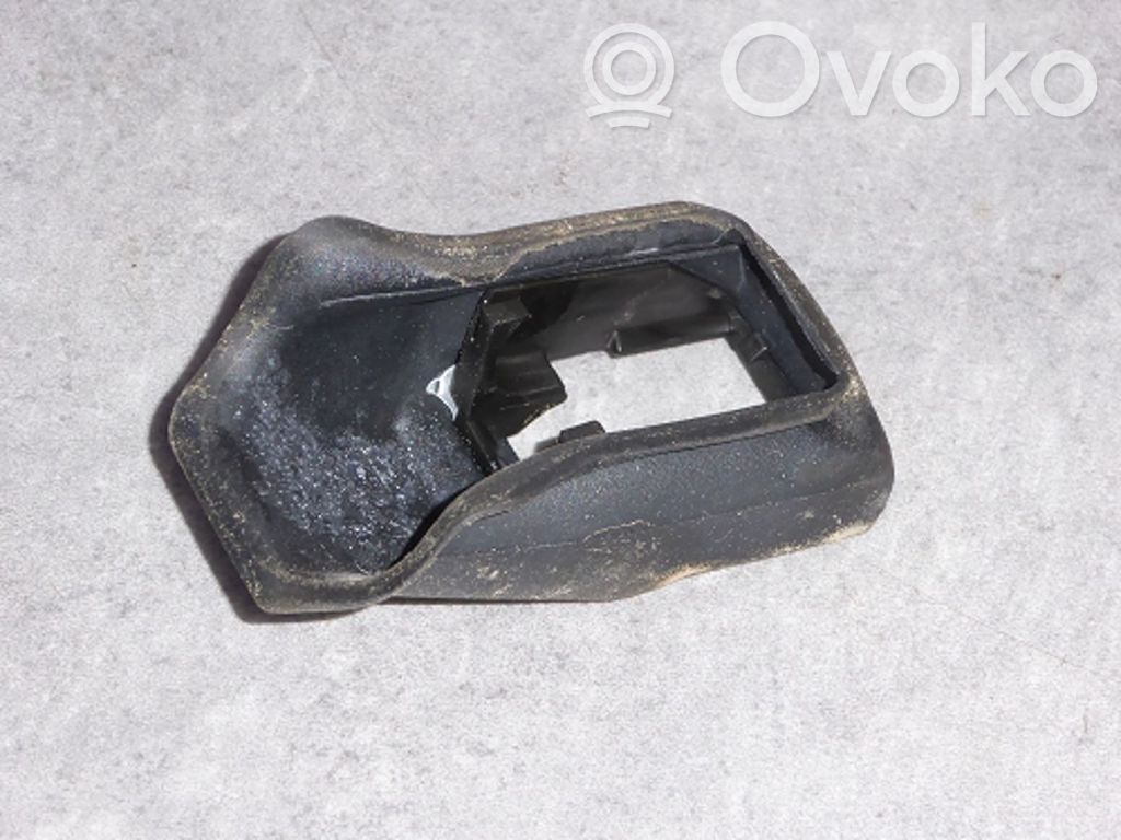 BMW 1 E81 E87 Etuoven pidätin 