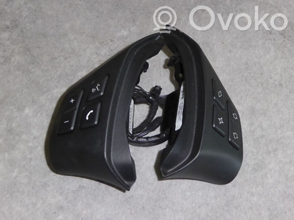Boutons / interrupteurs volant   63316959894,63316959894