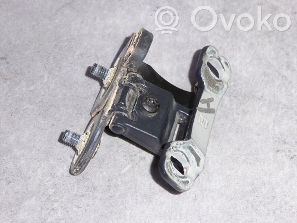 BMW 1 E81 E87 Tailgate/trunk/boot hinge 