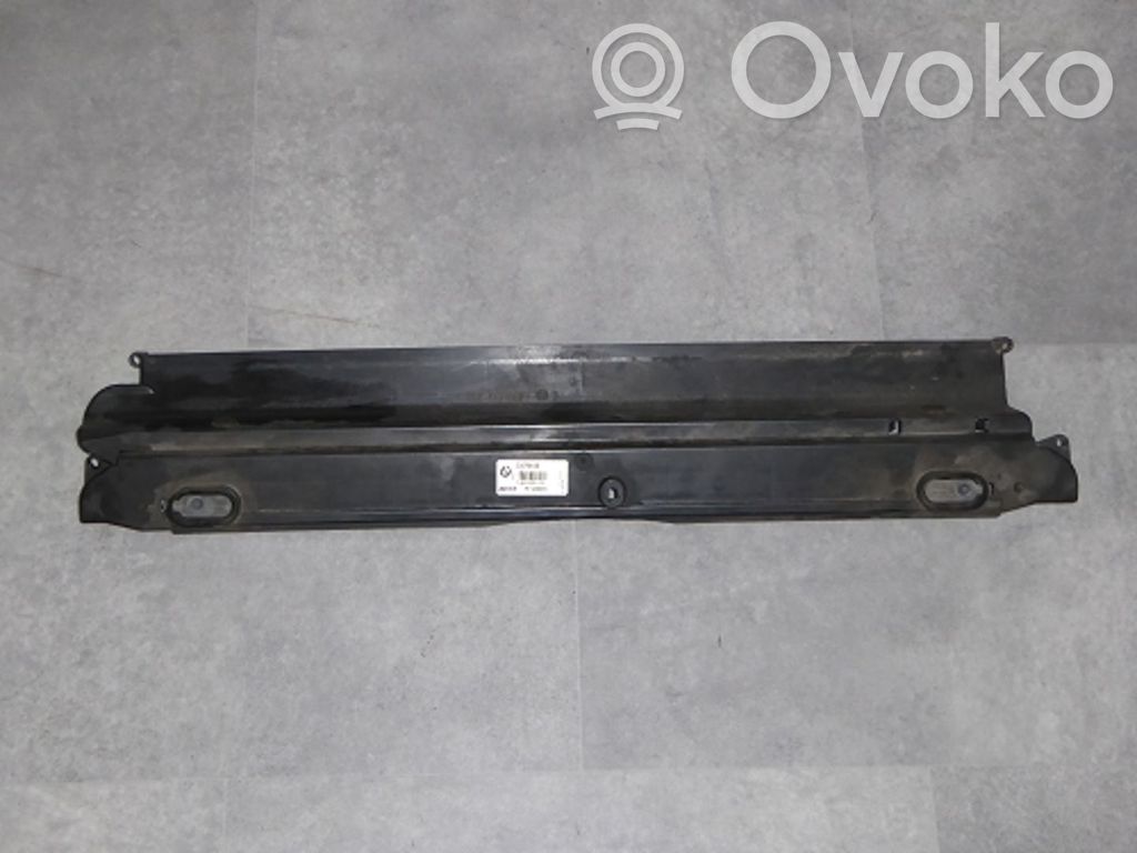 BMW 5 E60 E61 Fixation de radiateur 
