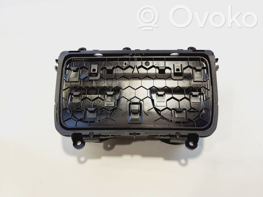 BMW 5 F10 F11 Przedni uchwyt na kubek tunelu środkowego 