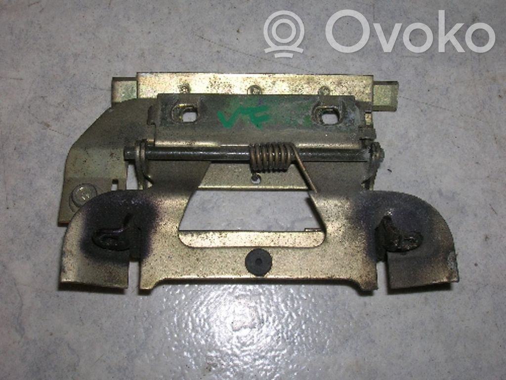 BMW 3 E30 Manecilla interna puerta trasera 