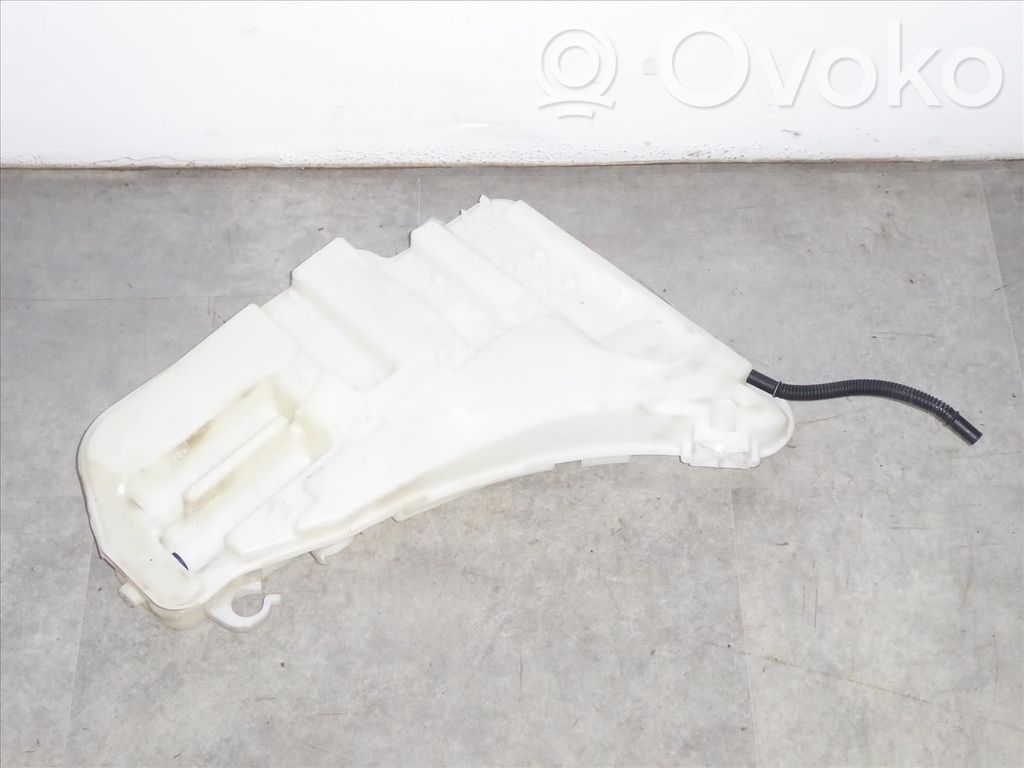 BMW 5 F10 F11 Zbiornik płynu do spryskiwaczy szyby przedniej / czołowej
