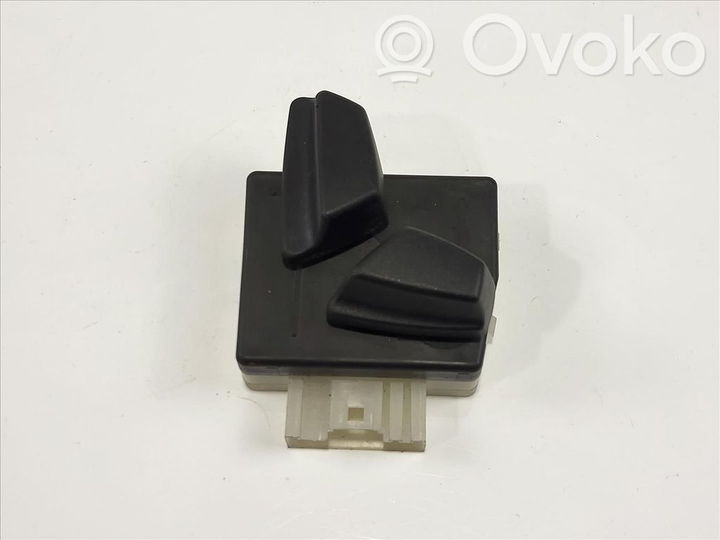 Interruptor de control del asiento   61316958525,61316958525